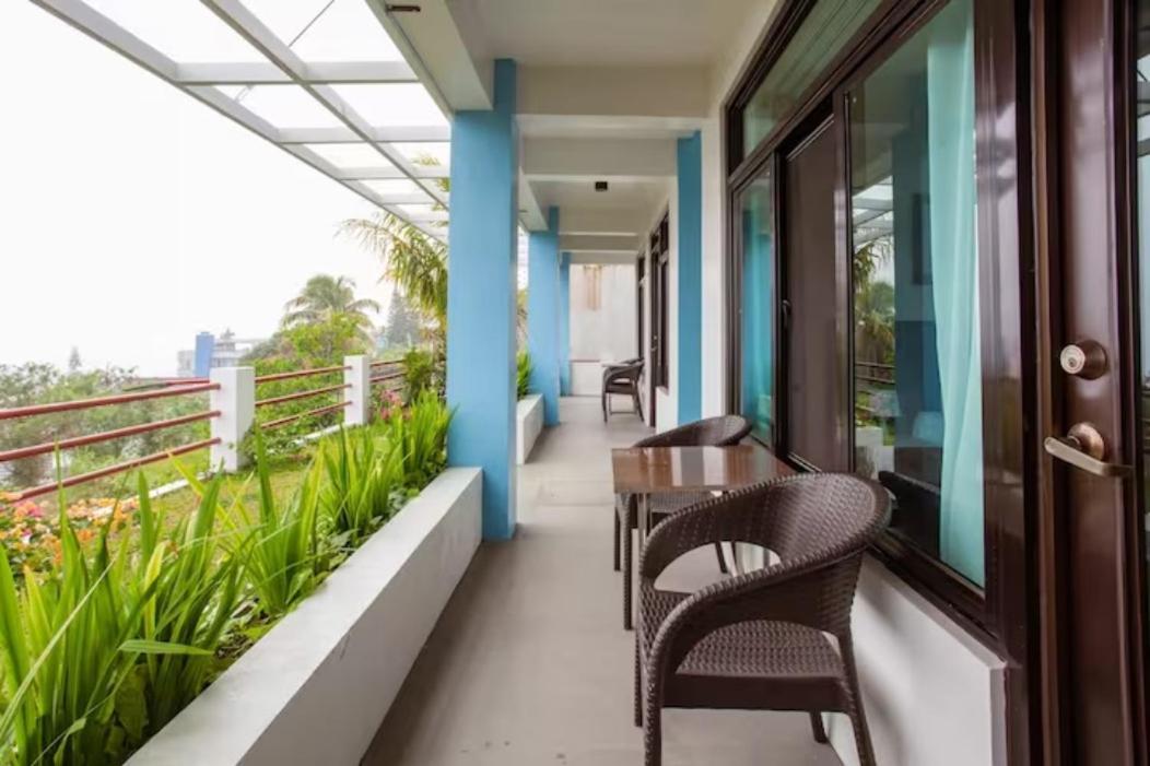 Casa Noah Hotel Tagaytay City Екстериор снимка