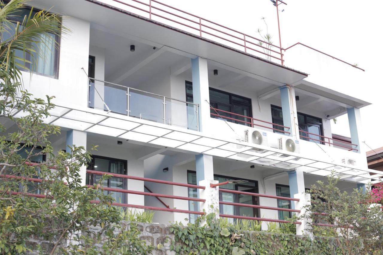 Casa Noah Hotel Tagaytay City Екстериор снимка
